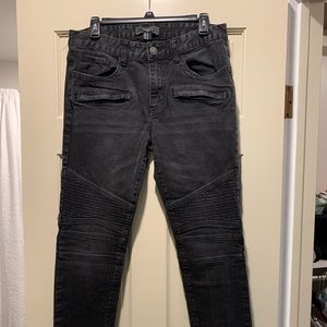 Forever 21 men’s black slim fit jeans
